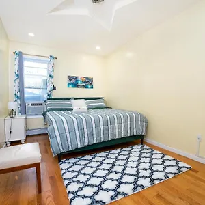 A Slice Of Paradise Awaits You! New York